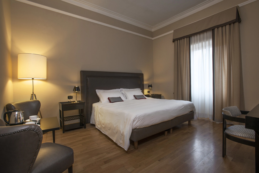 Ambasciatori Place Hotel