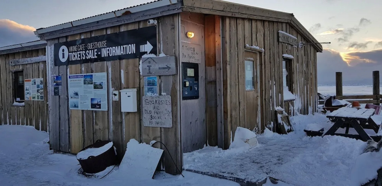 Viking Café Guesthouse