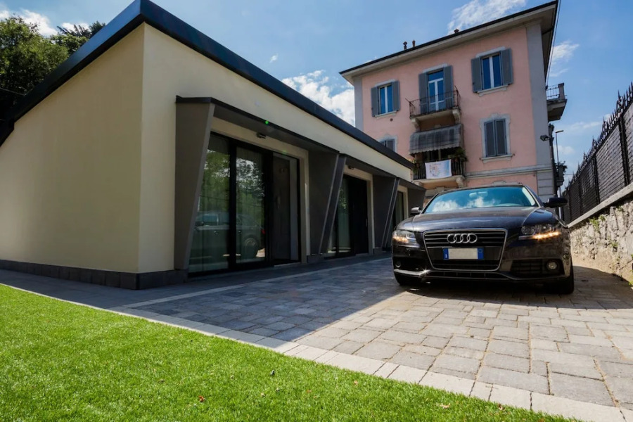 HOMIQUO - Royal Suite Como Lake