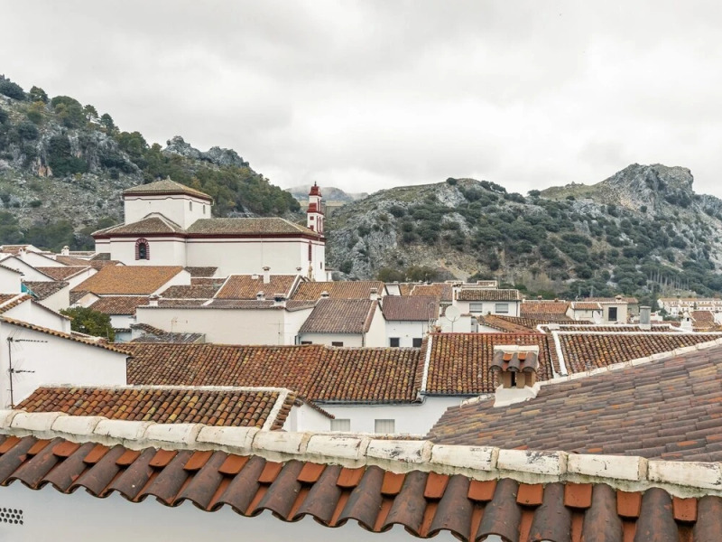 Comfy Holiday Home in Grazalema With Heating