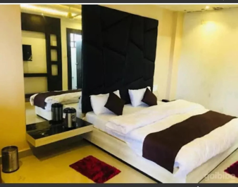 Khalsa Lake View Resort