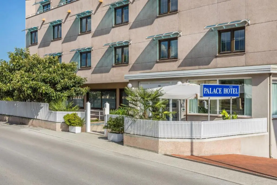 Aviano Palace Hotel