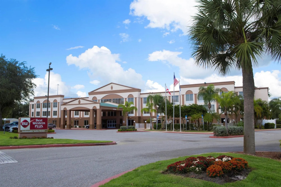 Best Western Plus Ambassador Suites Venice