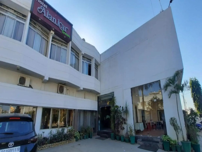 OYO 29062 Hotel Alankar Greens