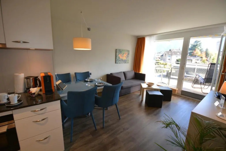 HOP Apartments & Suites