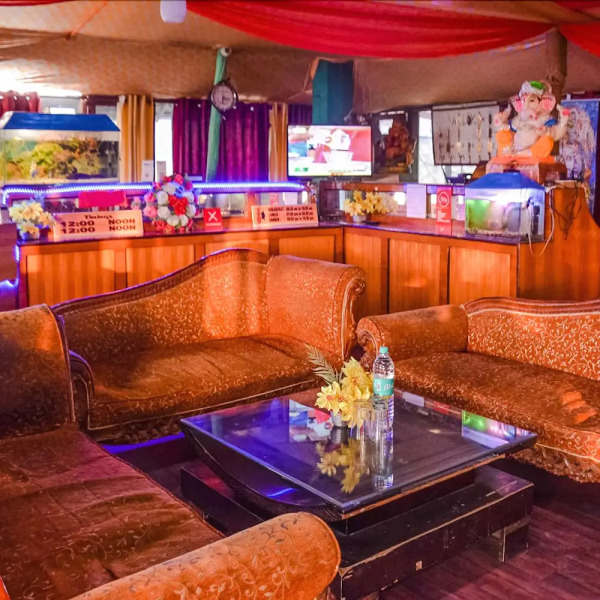 V Resorts Vatika Shoghi