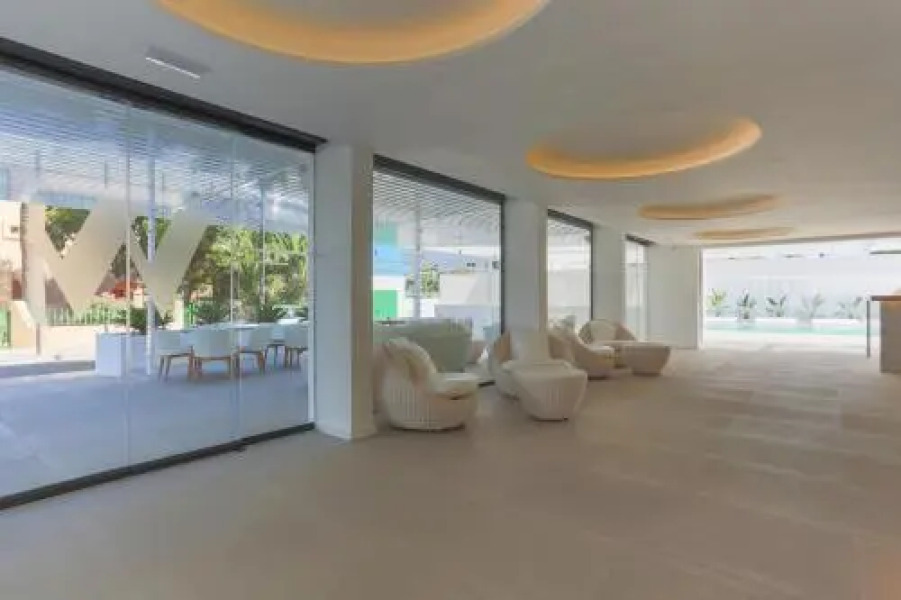 White Apartments - Adults Only