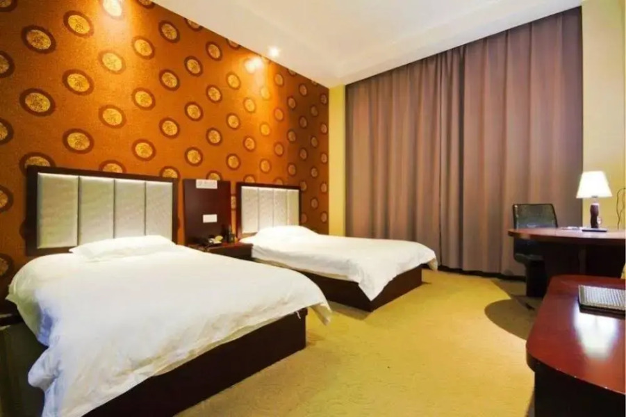 Yuntai Mountain Country Melody Holiday Hotel