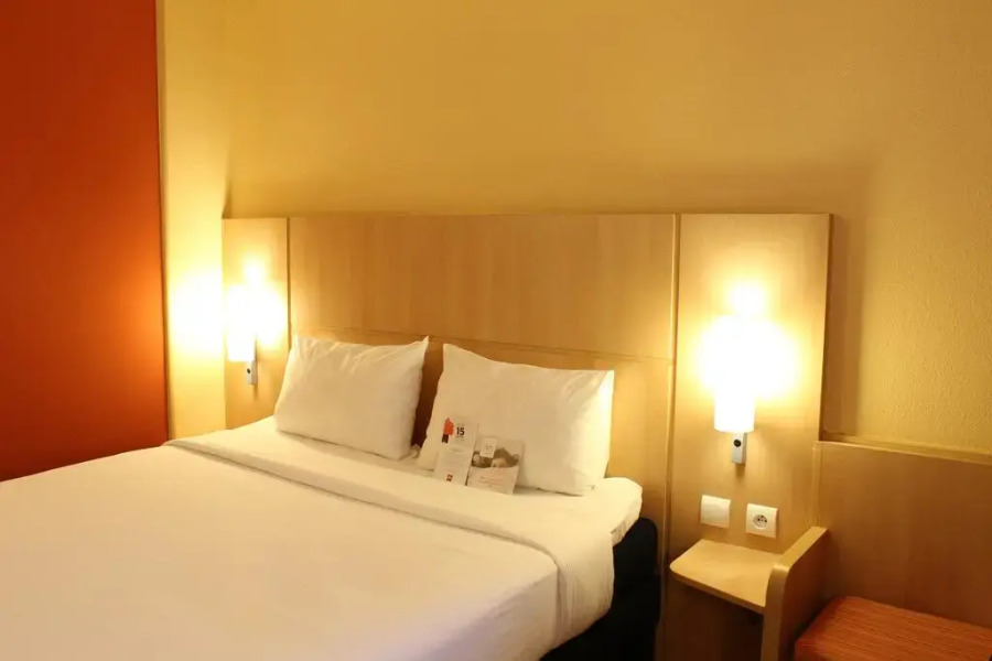 Ibis Oran Les Falaises