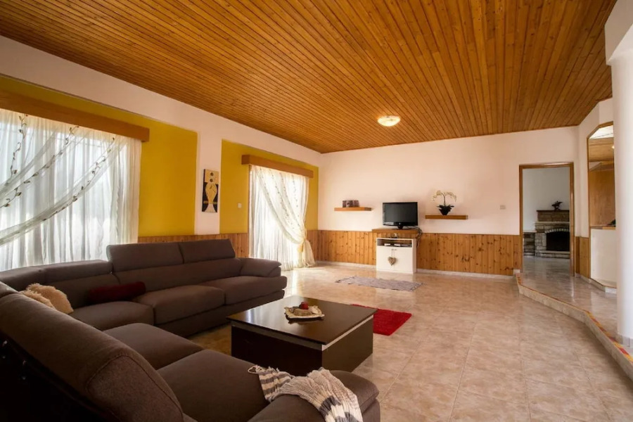 Coral Bay Sunkiss Villa