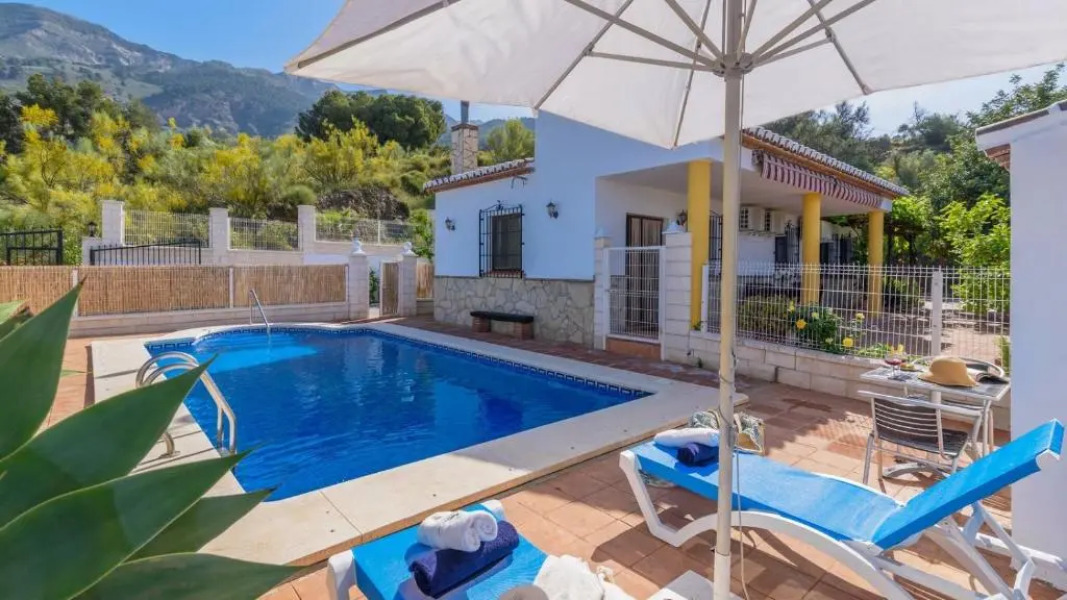 Casa La Fajara 2 Canillas de Aceituno by Ruralidays