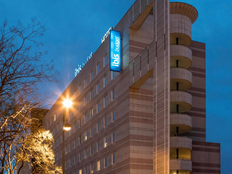 Отель ibis budget Paris Porte de Montmartre