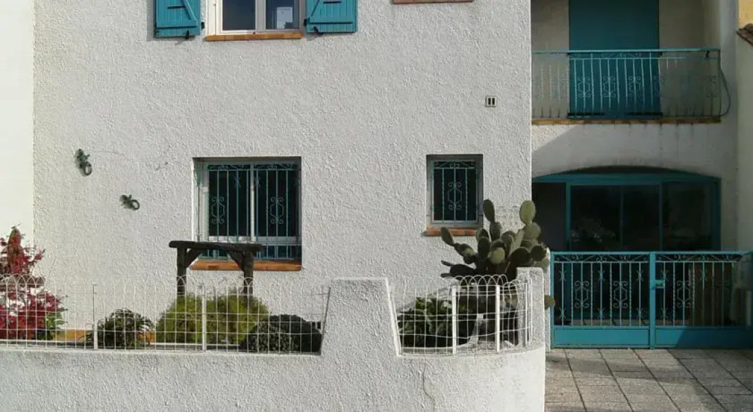 Large Holiday Home Torreilles with 15 metre Pool