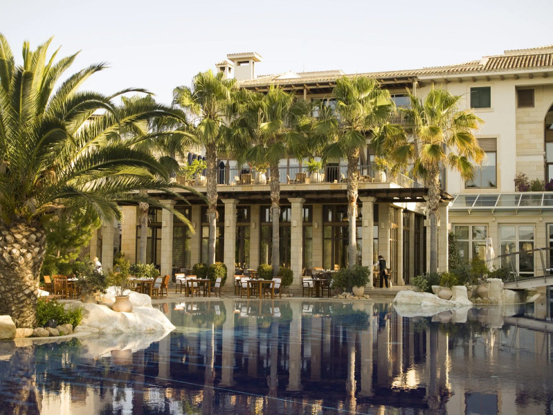 Columbia Beach Resort