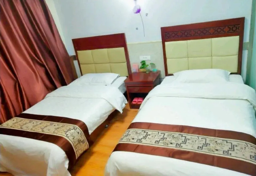 XinYuHaoHotel（formerlyOrientalPearlHotel）