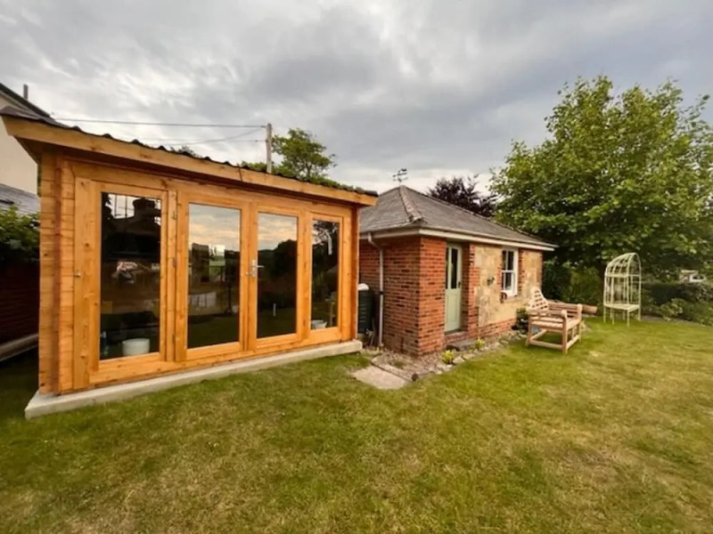 Little Clatterford Walkers Paradise for 2 Close to Carisbrooke Castle