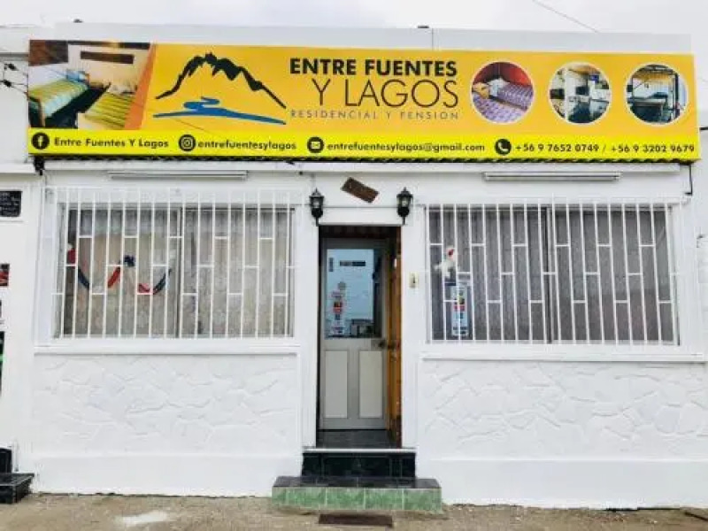 Entre Fuentes Y Lagos