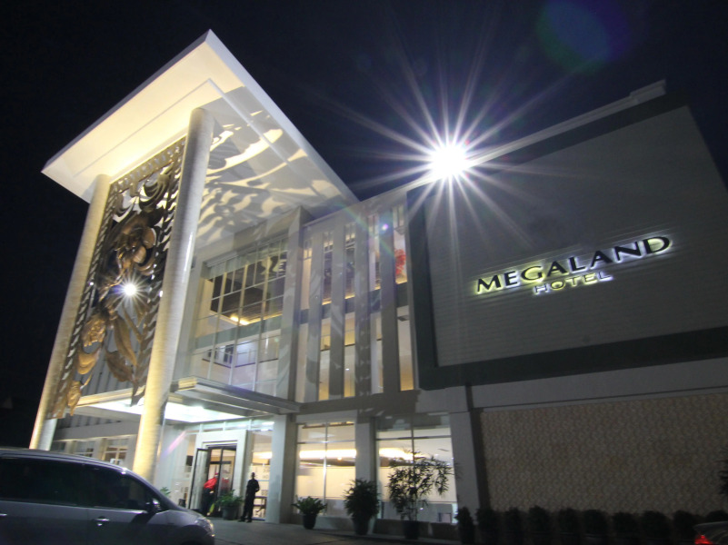Megaland Hotel