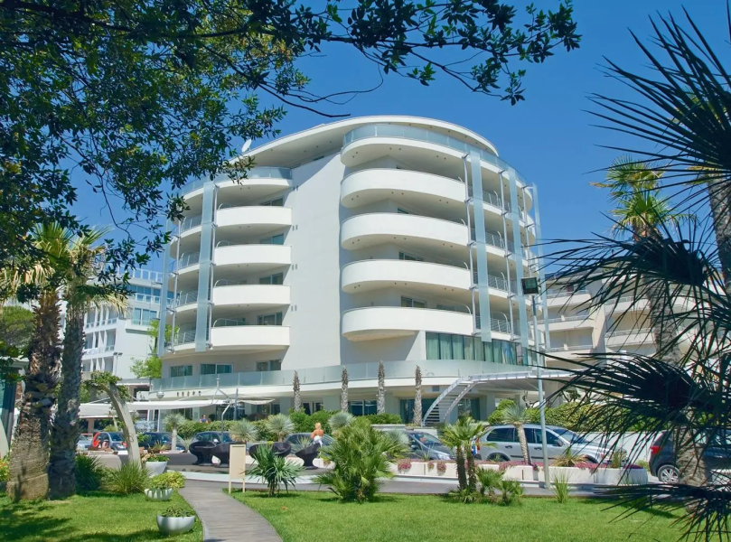 Hotel Premier & Suites