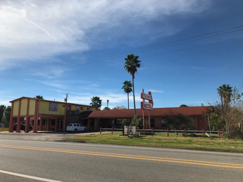 Gulfway Motel & Restaurant