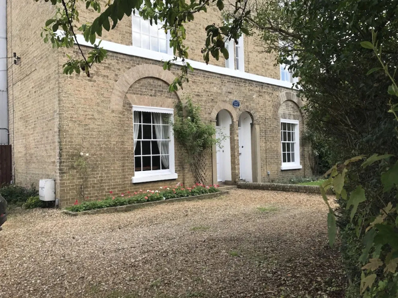 North Laurels Guesthouse