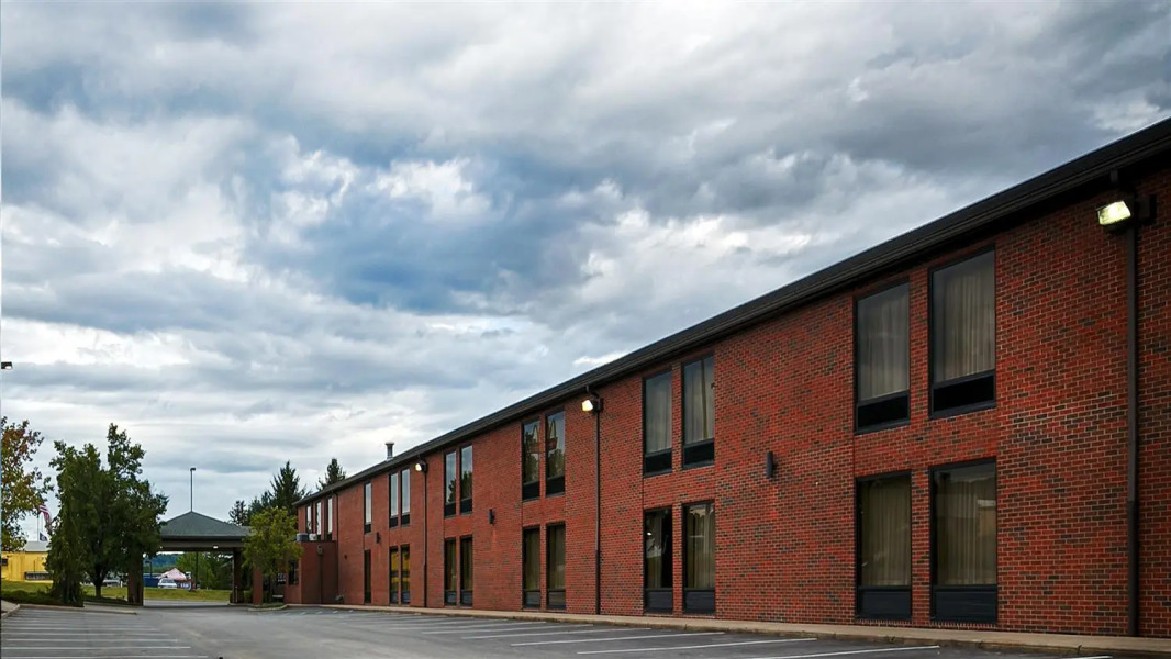 Best Western PLUS Caldwell Inn