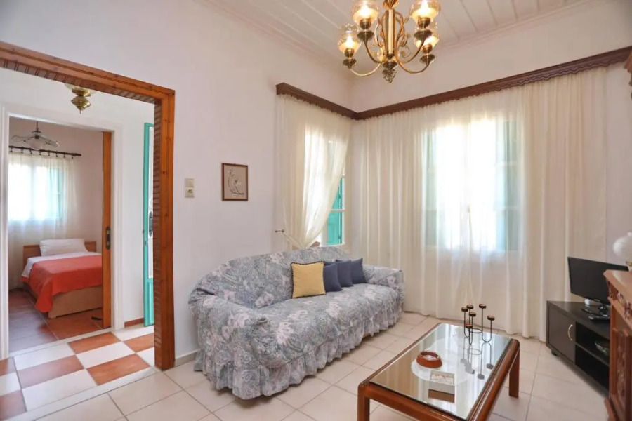 Spring Bliss Garden House