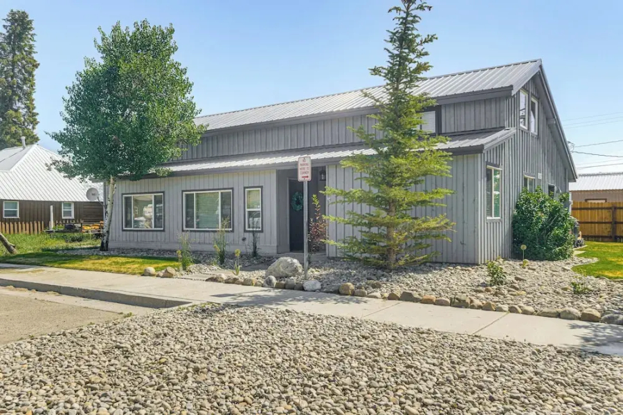 Centrally Located Pinedale Vacation Rental!
