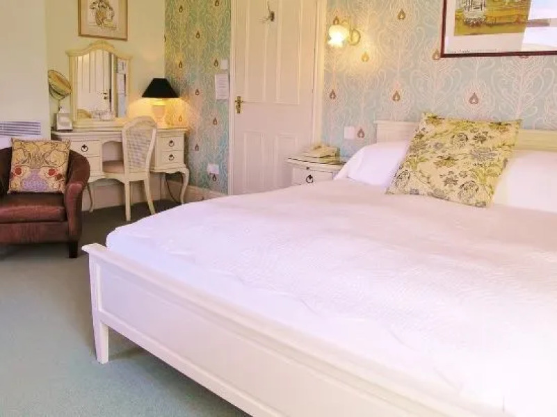 Woodlands Country House