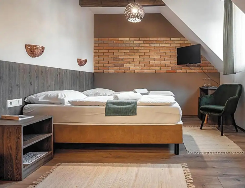 Dreko Panzió és Borbisztró