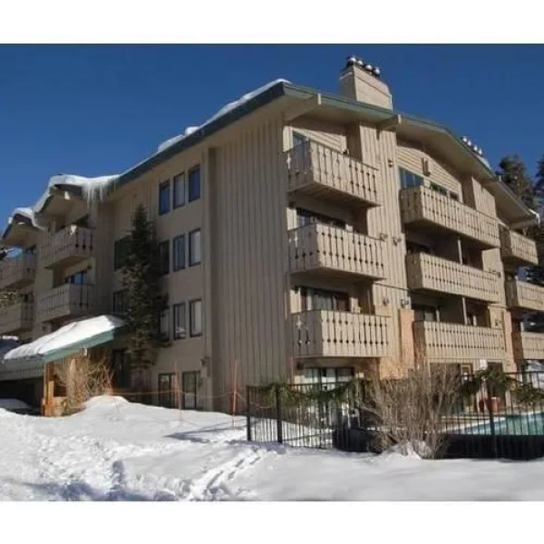 Scandinavian Lodge and Condominiums