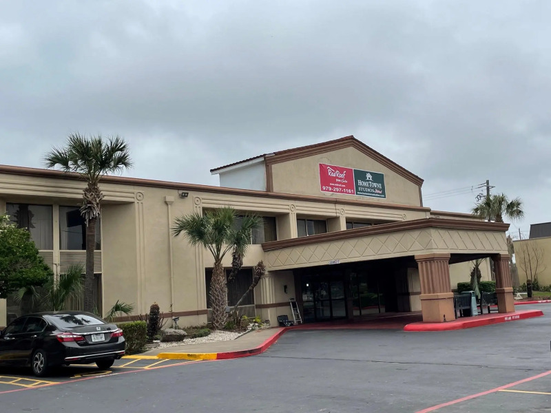 Clarion Pointe Lake Jackson - Clute