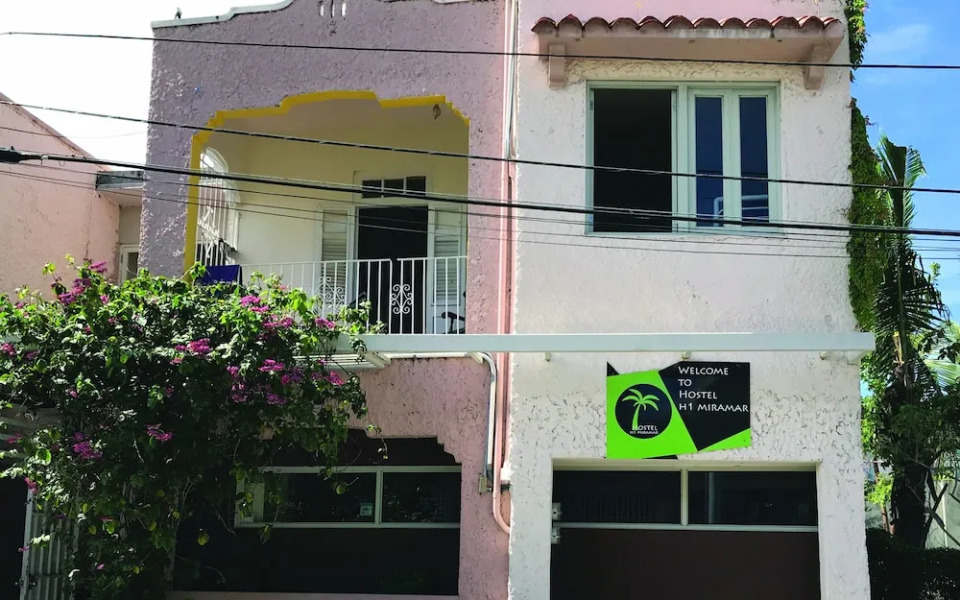 Hostel H1 Miramar