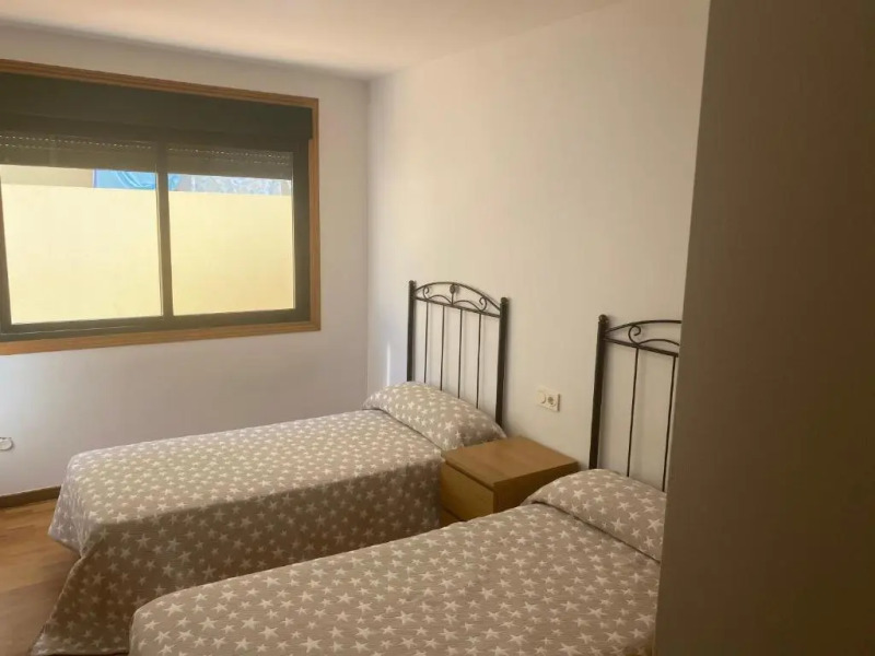 Piso céntrico, con amplia terraza, 3 dormitorios