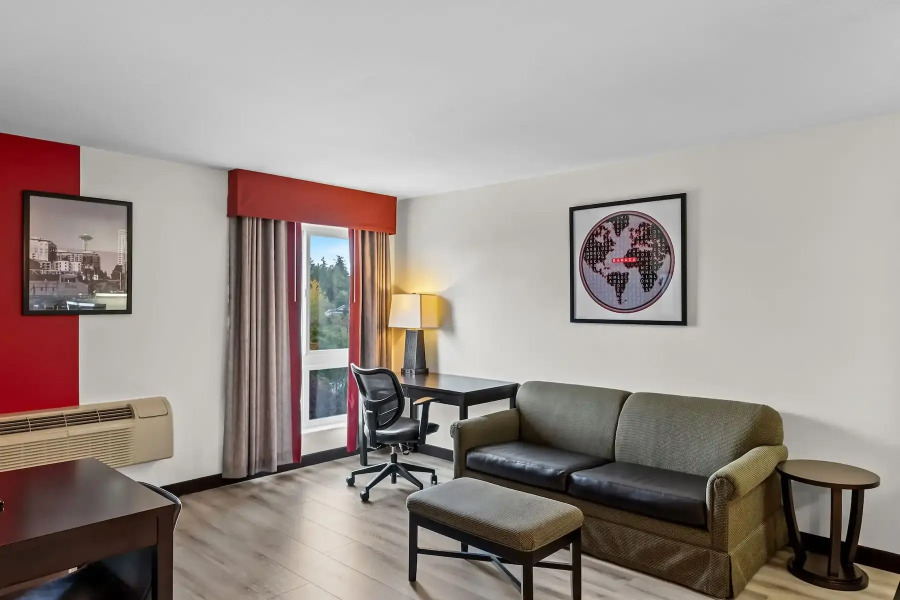 Ramada by Wyndham SeaTac Airport