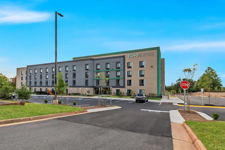 ECHO Suites Extended Stay by Wyndham Sterling