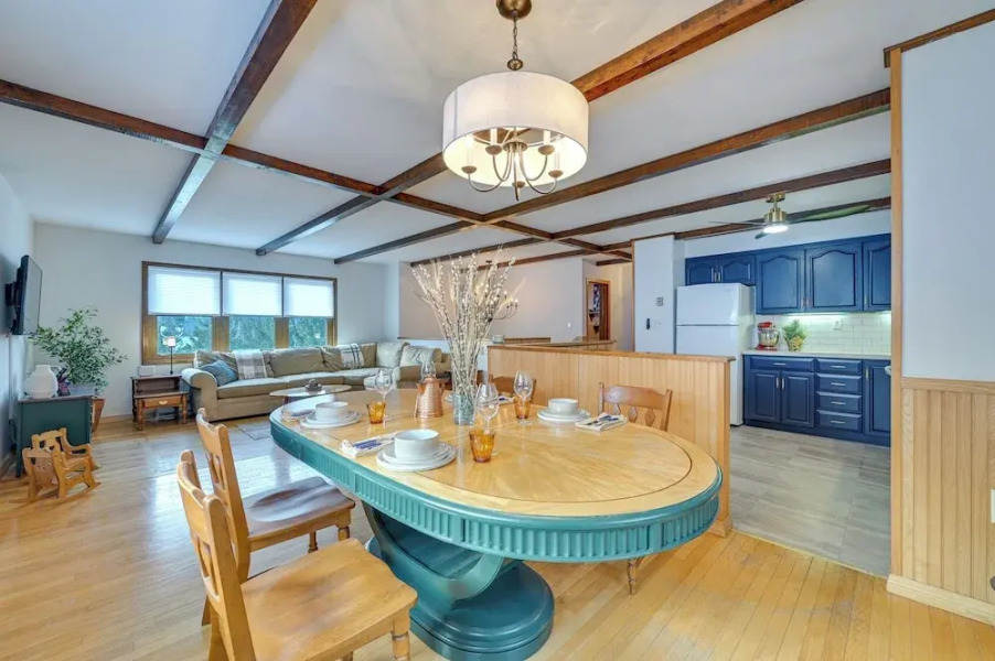 Vacation Rental Home ~ 2 Mi to Windham Mountain!