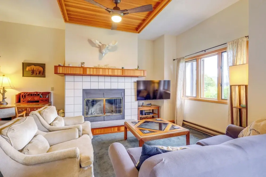 Lake Placid Condo w/ Patio - Walk to Beach!