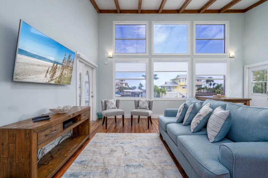 621 Estero - Charming Cozy Cottage by Coastal Vacation Properties