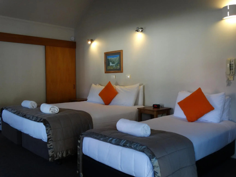 Alpine Glacier Motel