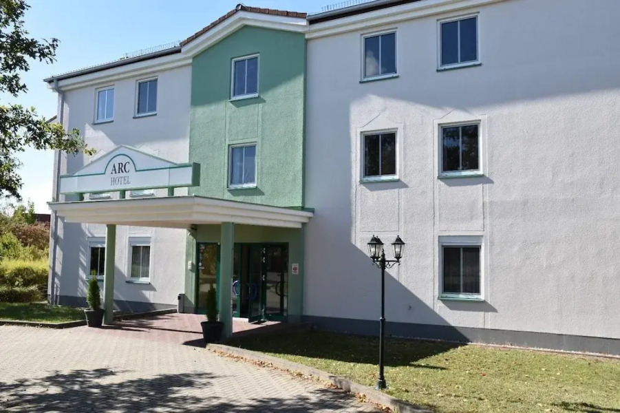 ARC Hotel