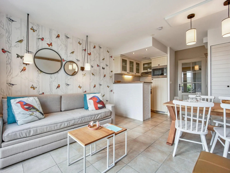 Terraced House in Residence & Spa With Common Pool and Sauna, Houlgate