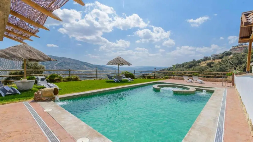 Villa Fraskito Iznajar by Ruralidays