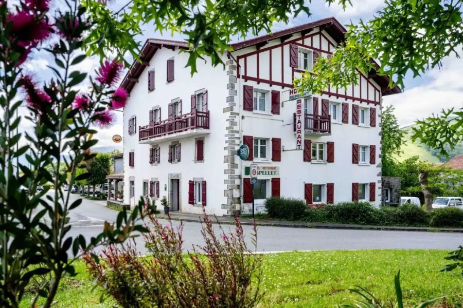 Logis Hotel Espelletenia