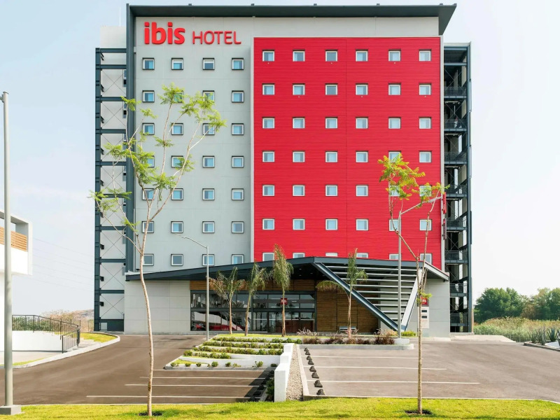 ibis Irapuato