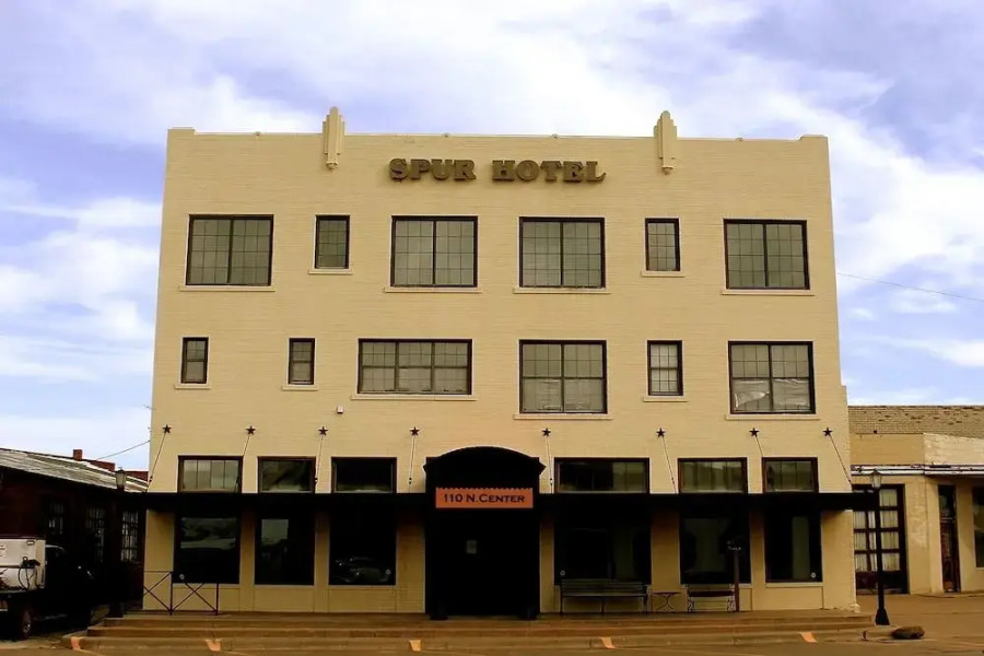 Spur Hotel