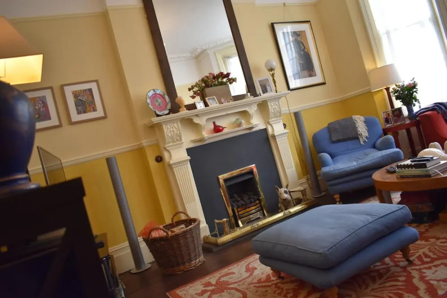 2 Bedroom Apartment With Garden in Brighton