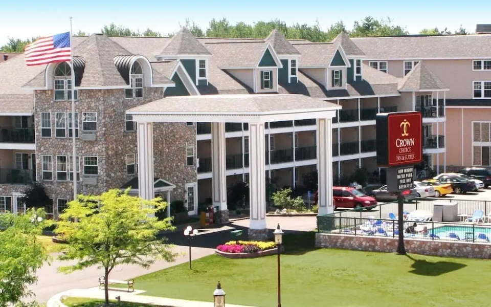 Comfort Suites Mackinaw City