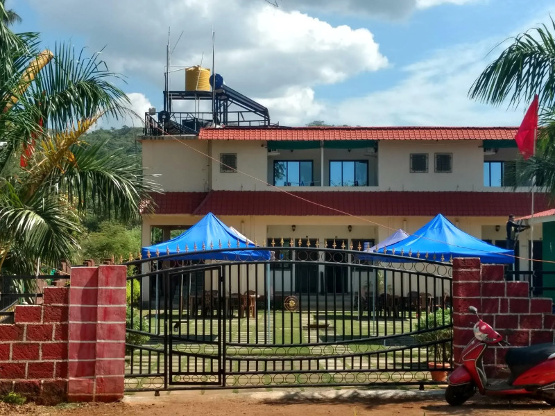 Whistling Waves Beach Resort