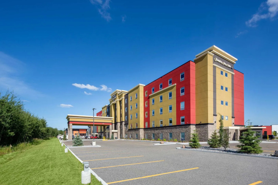 Hampton Inn & Suites by Hilton Edmonton St. Albert